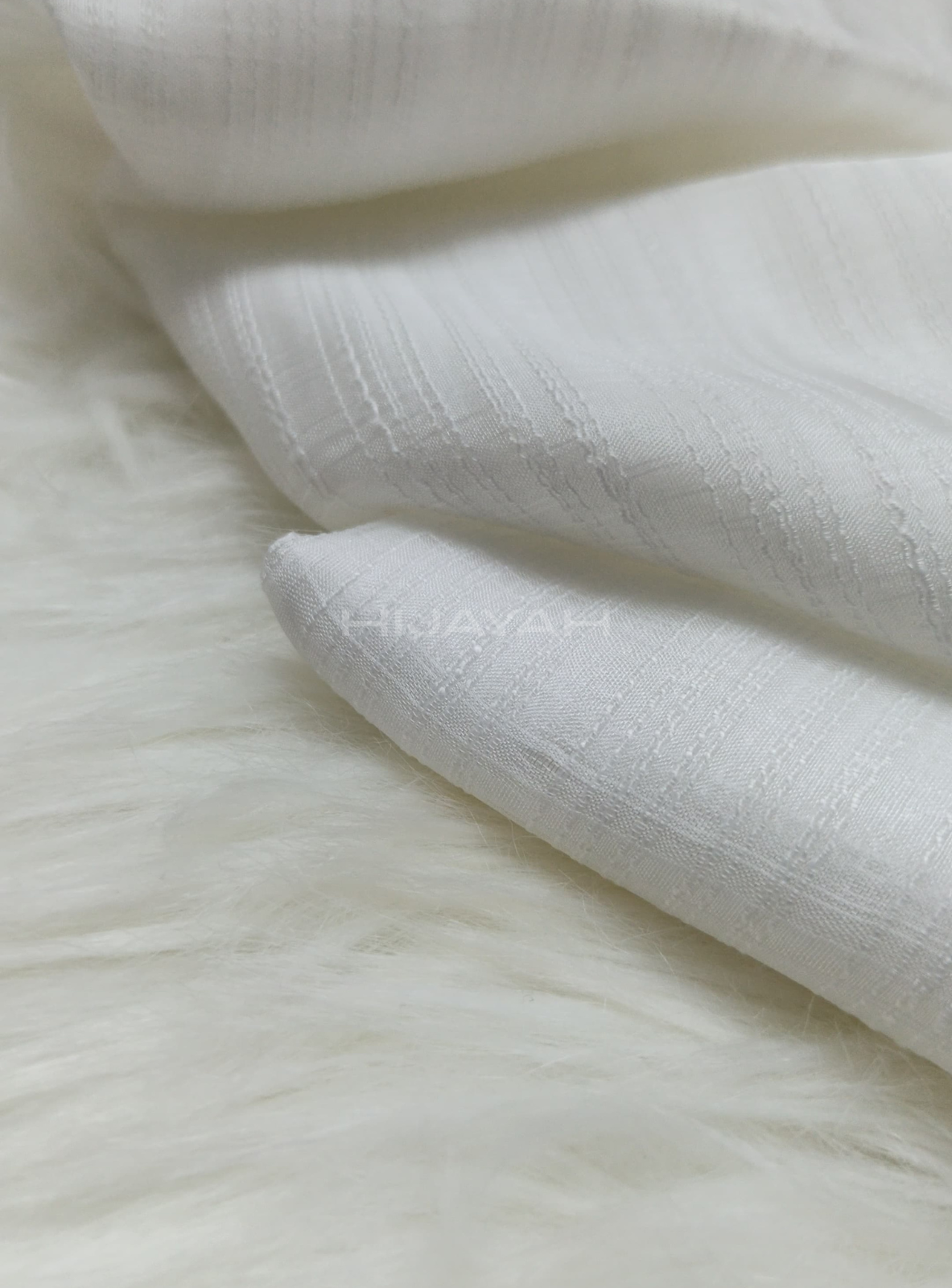 Threaded Textured Lawn Hijab - White