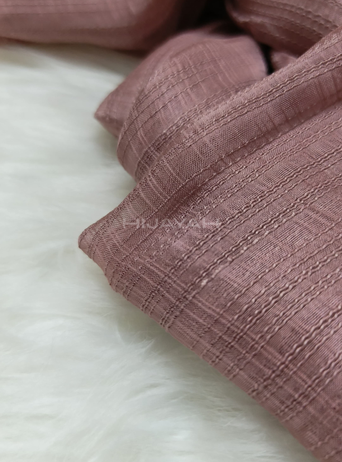 Threaded Textured Lawn Hijab - Pink